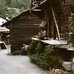 Dents De Veisivi 3*