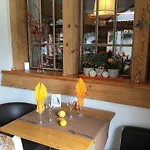 Dents De Veisivi 3*