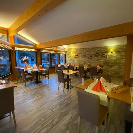 Hotel Dents De Veisivi Haudères