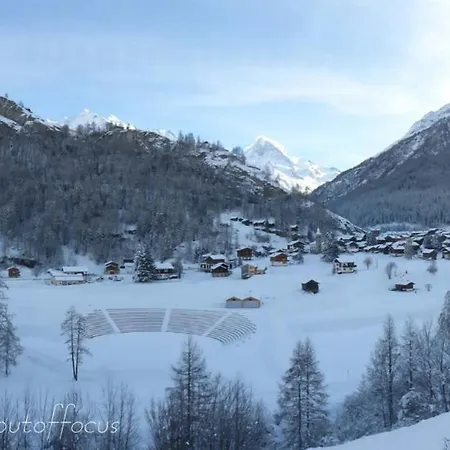 Hotel Dents De Veisivi Les Haudères