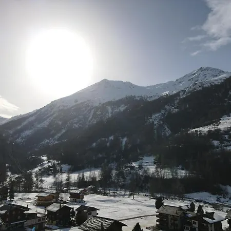 Hotel Dents De Veisivi Les Haudères