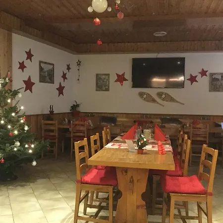 Hotel Dents De Veisivi Les Haudères