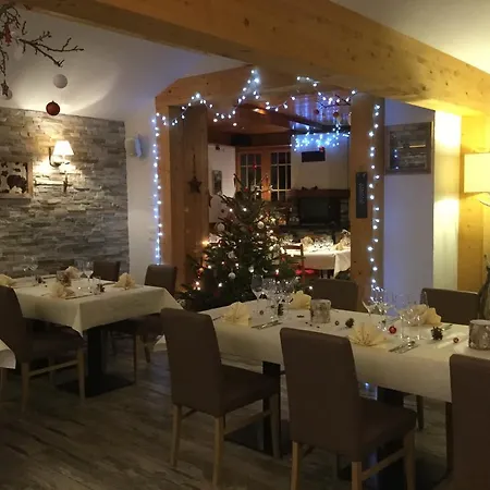 Dents De Veisivi Отель Hauderes